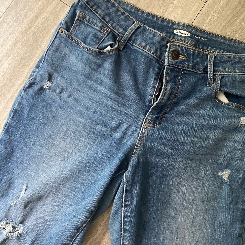 Women's Old Navy Pop Icon Skinny Jeans Size 12 Short Distressed Blue Denim - Picture 3 of 6